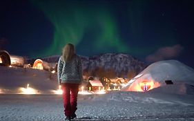 Kirkenes Snowhotel